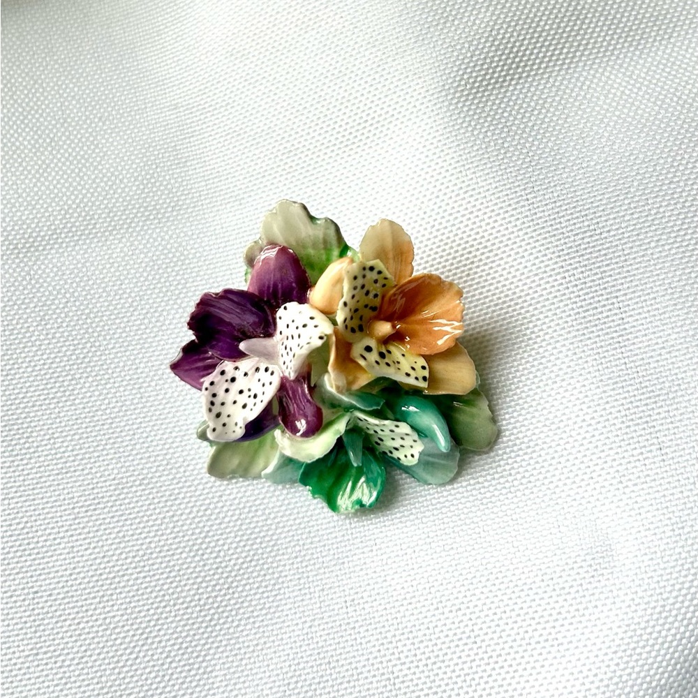 Hand painted Porcelain China Flower Brooch by Scruples for Royal Winchester